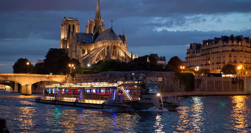 Seine River Cruise in Paris–1Hrs.