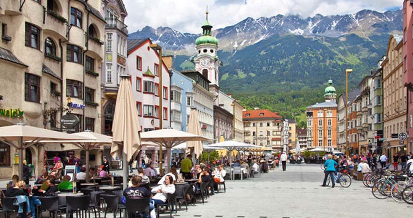 Orientation tour of Innsbruck